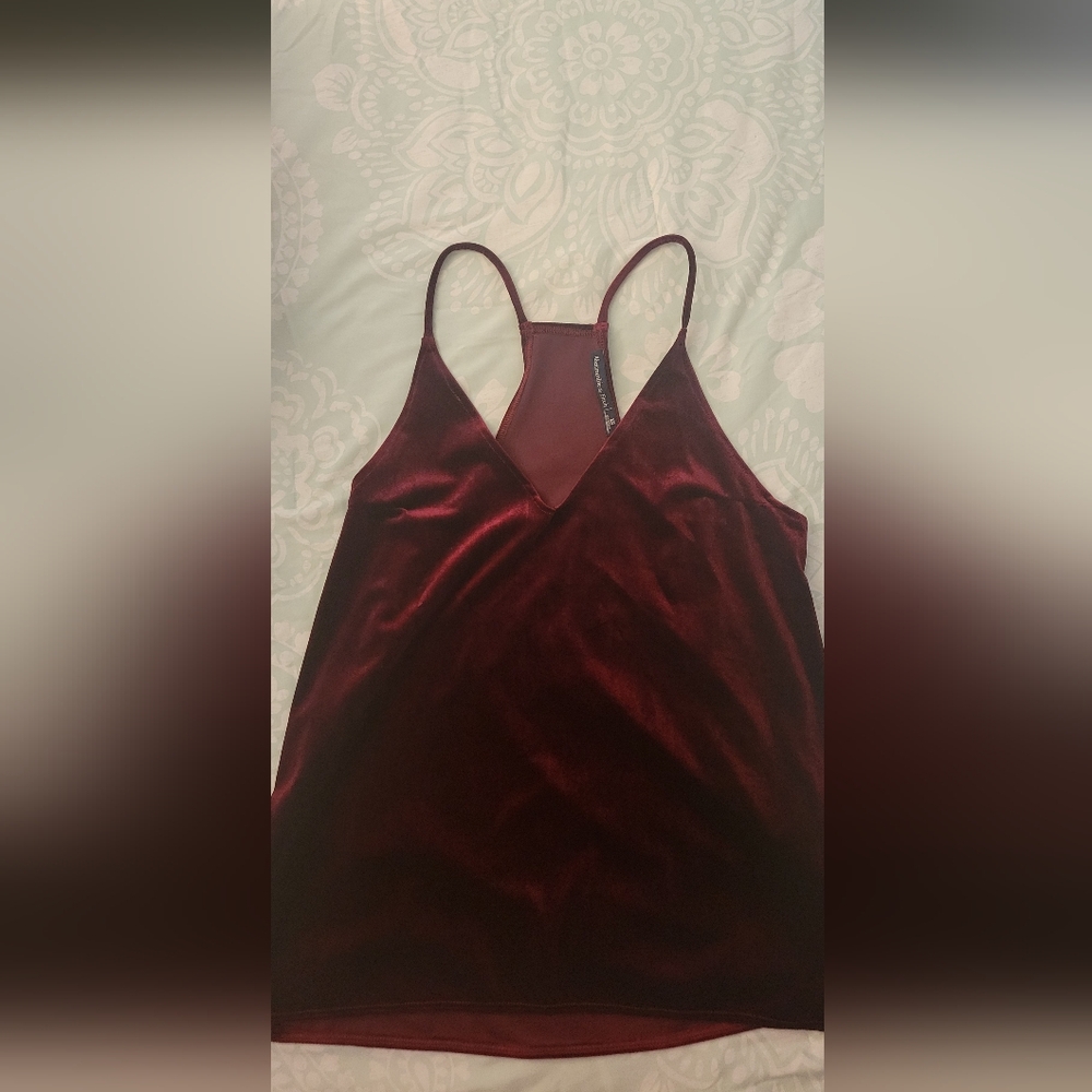Burgundy Top Abercrombie &Fitch